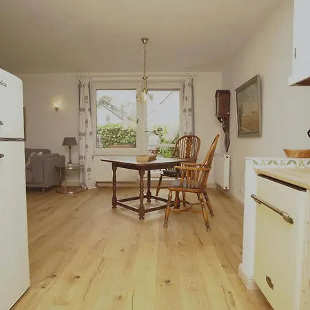 Appartamento Surfers Paradise Wiek Luv Wiek auf Rügen